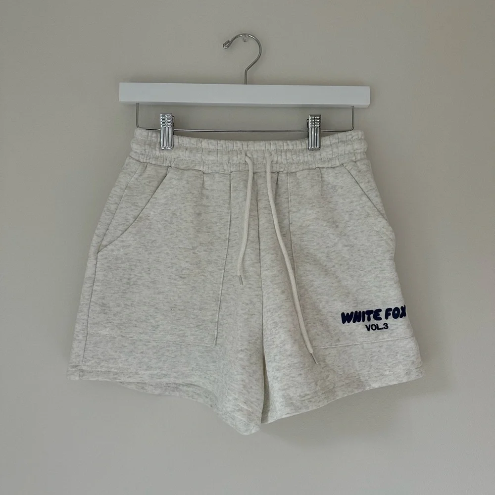 White Fox Boutique Lounge Shorts - Picture 1 of 3